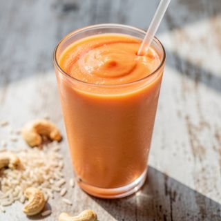 Low-Fat Homemade Nut Yogurt