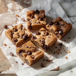 Chocolate Chip Cookie Dough Bars